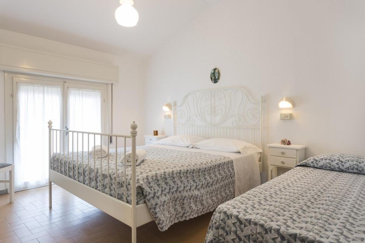Room And Breakfast Da Laura Bellaria-Igea Marina Bagian luar foto